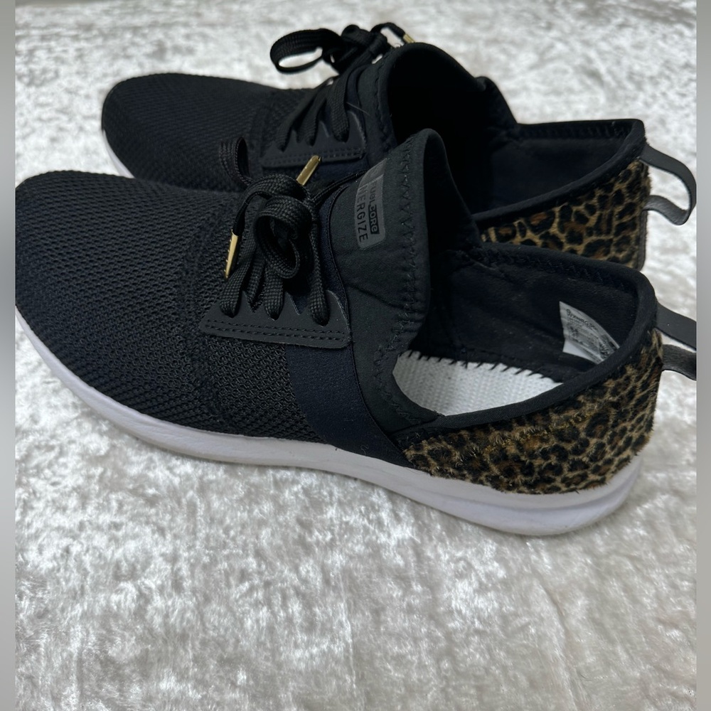 New Balance Women's DynaSoft Nergize Sport V2 Cross Trainer